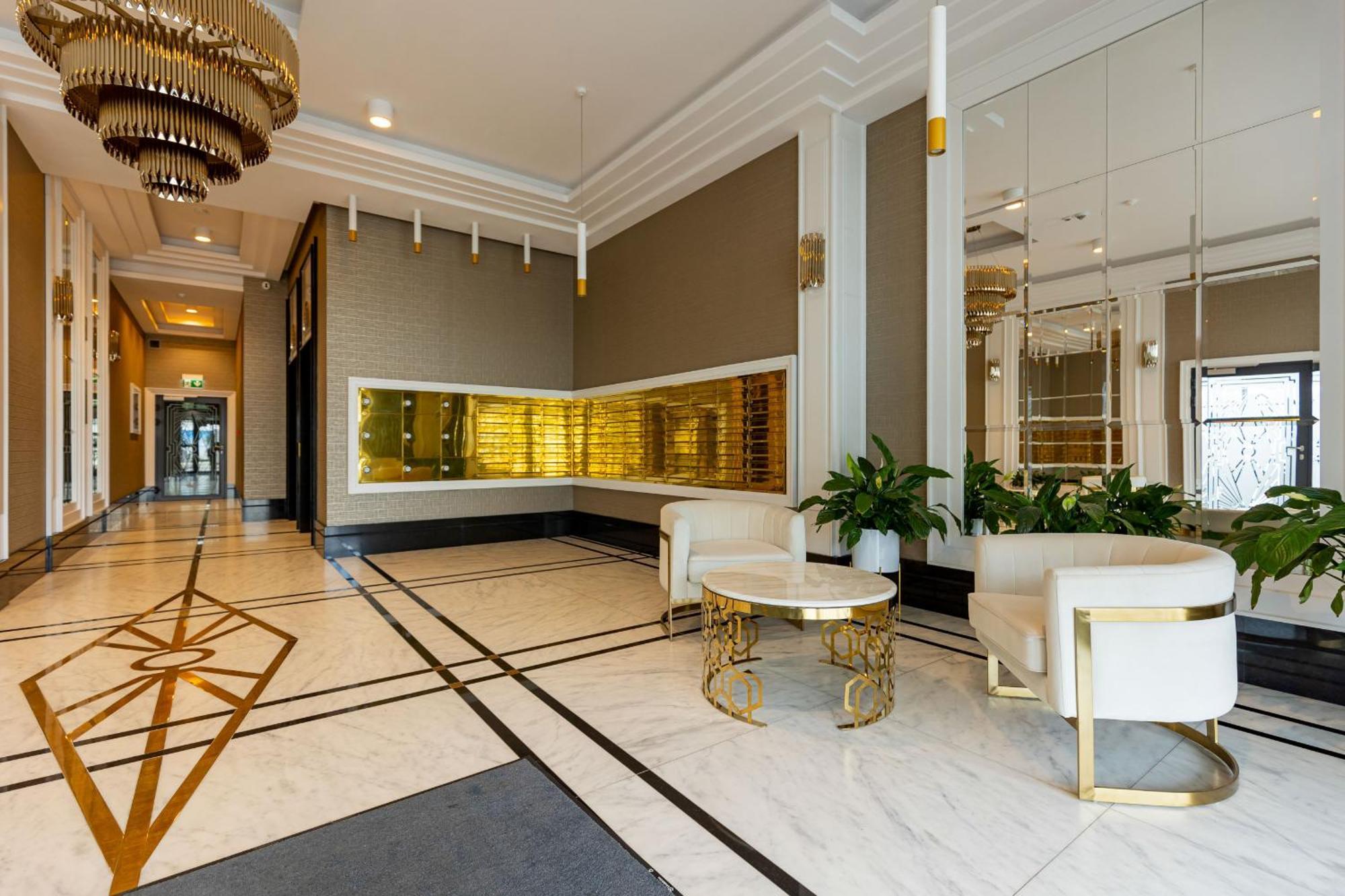 Art Deco Apartment Mokotow With Parking & Gym By Renters Prestige Варшава Екстериор снимка